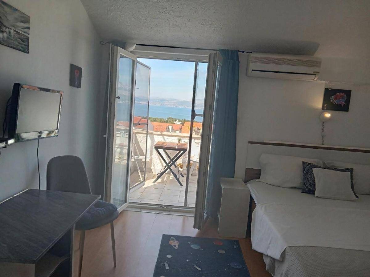 Apartment Ma'Re Supetar Exterior photo